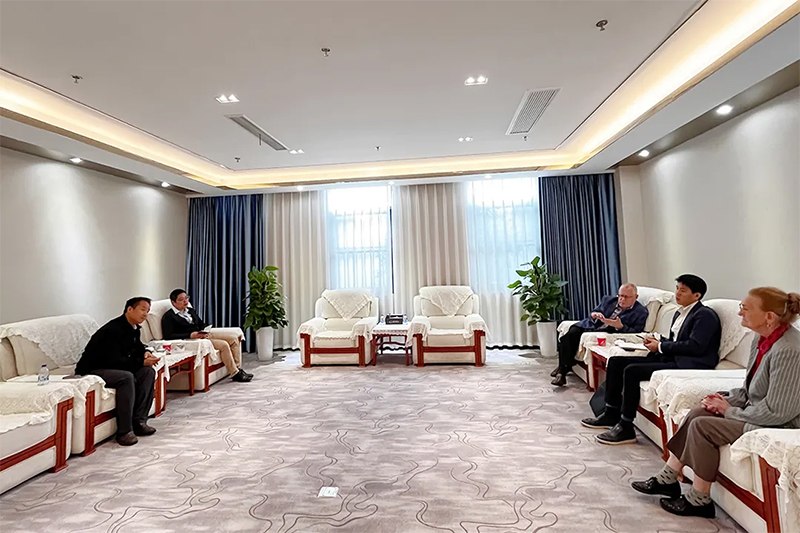 1761632133609146.jpg 4.jpg