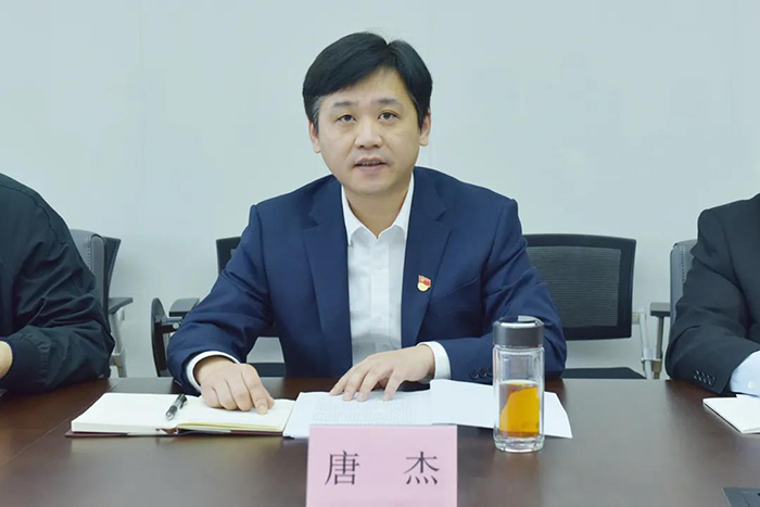 昆山xk星空(中国)党总支举行理论学习中心组集体学习研讨活动-2.jpg